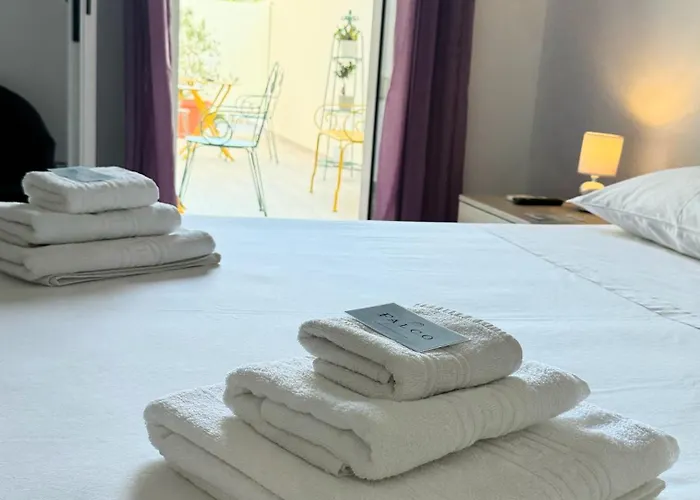 Civico 42 Frühstückspension Pulsano